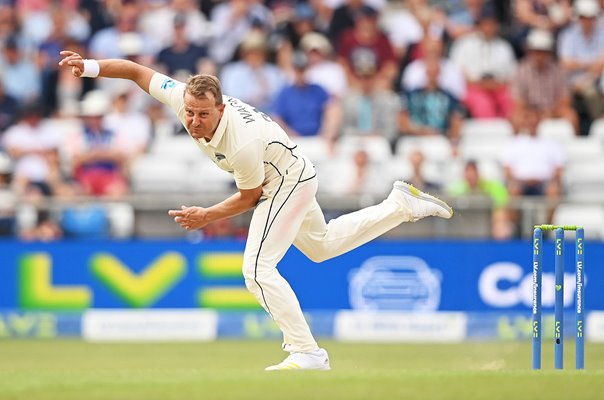 Neil Wagner New Zealand bowls v England Headingley Test 2022