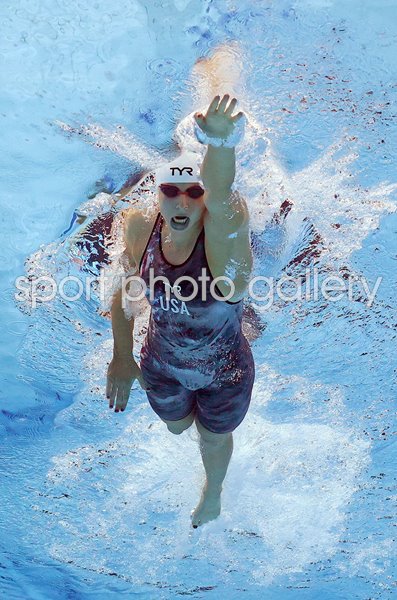 Katie Ledecky USA underwater view World Swimming Hungary 2022