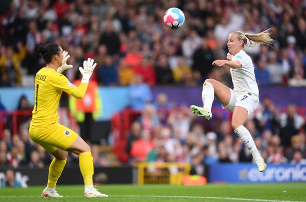 Beth Mead England scores v Austria Group A Women's EURO 2022