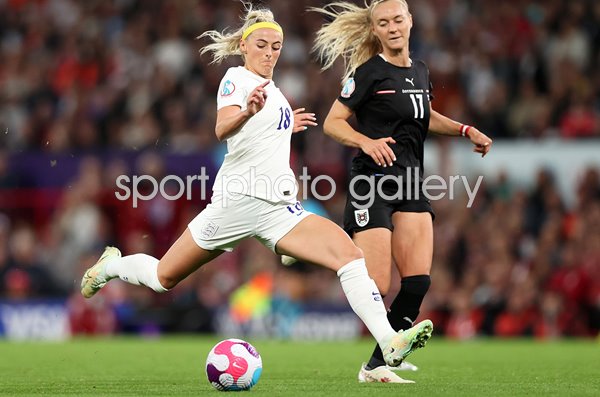 Chloe Kelly England shoots v Austria Women's EURO 2022