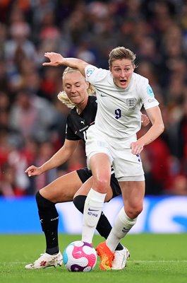 Ellen White England v Sarah Puntigam Austria Women's EURO 2022