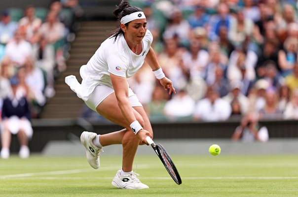 Ons Jabeur Tunisia low forehand v Tatjana Maria Wimbledon 2022