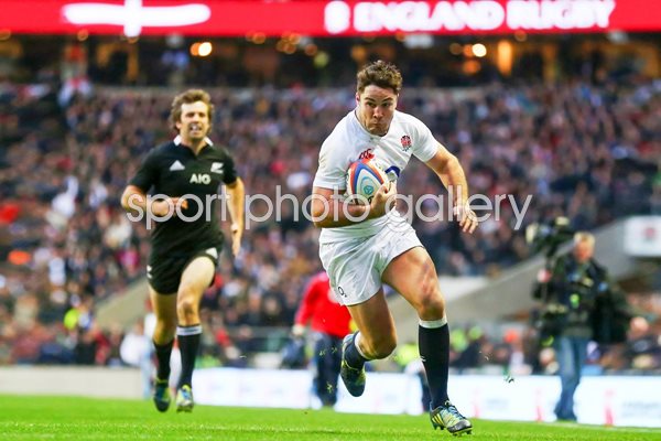 Brad Barritt scores v New Zealand Twickenham 2012