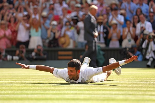 Novak Djokovic Serbia aeroplane celebration Wimbledon Final 2022