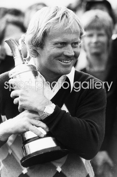Jack Nicklaus USA celebrates Open win St Andrews 1978