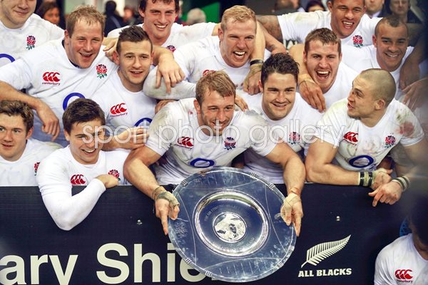 Chris Robshaw England Captain Hillary Shield 2012
