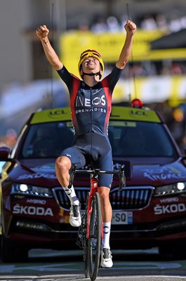 Thomas Pidcock Great Britain wins stage 12 Alpe d'Huez Tour 2022  