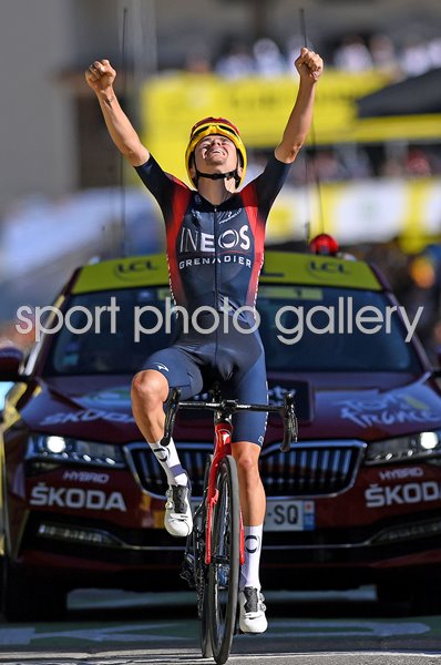Thomas Pidcock Great Britain wins stage 12 Alpe d'Huez Tour 2022  
