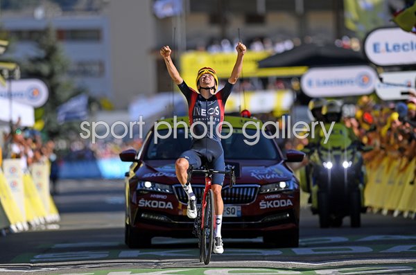 Thomas Pidcock Great Britain wins Alpe d'Huez stage 12 Tour 2022