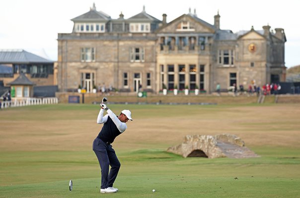 Tiger Woods USA drives 18th Hole Open St Andrews 2022