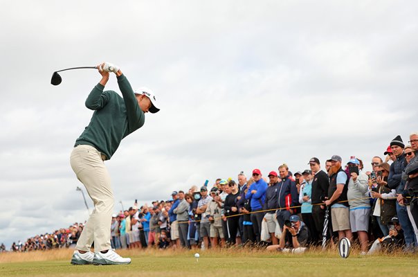 Collin Morikawa USA drives 4th Hole British Open St Andrews 2022