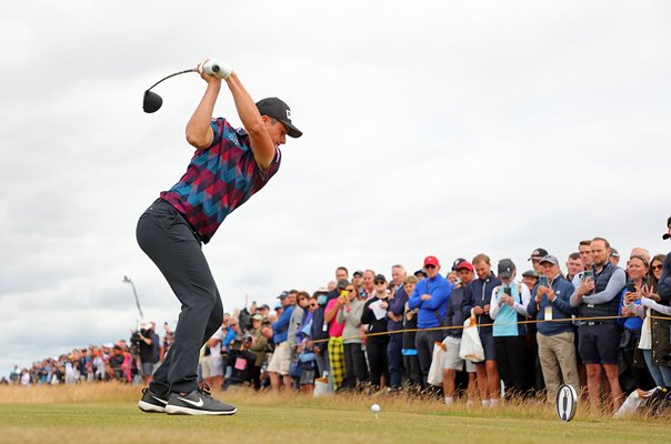 Viktor Hovland Norway drives 4th Hole British Open St Andrews 2022