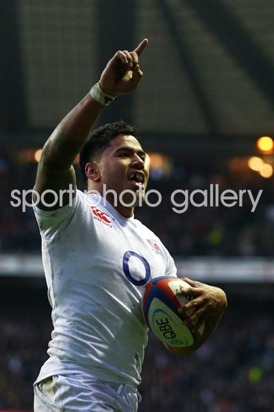 Manu Tuilagi celebrates try v New Zealand Twickenham 2012