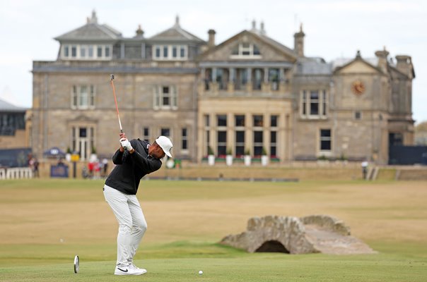 Tony Finau USA drives 18th Hole British Open St Andrews 2022