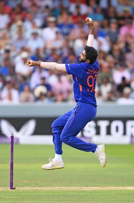 Jasprit Bumrah India bowling v England ODI Lord's London 2022