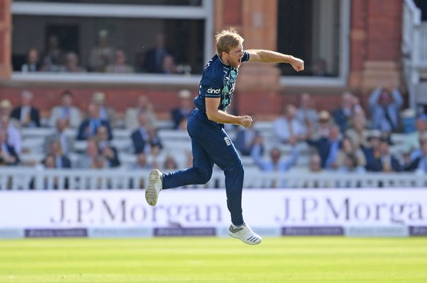 David Willey England celebrates v India ODI Lord's 2022