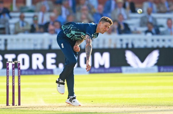Brydon Carse England bowls v India ODI Lord's 2022