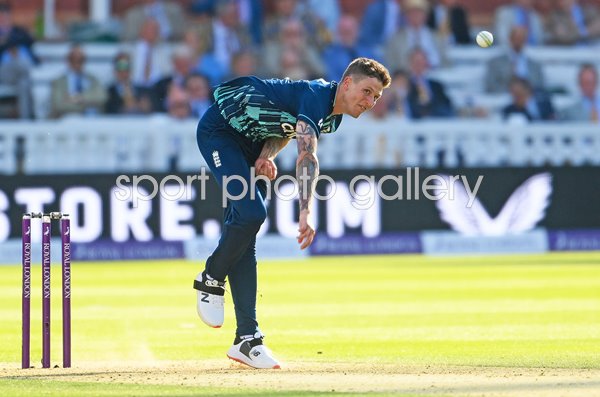 Brydon Carse England bowls v India ODI Lord's 2022
