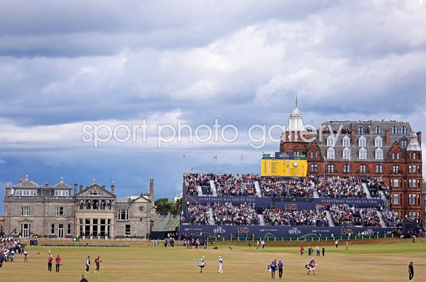 Tiger Woods USA 18th Green Round 2 St Andrews Open 2022