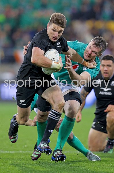 Beauden Barrett New Zealand v Peter O’Mahony Ireland Wellington Test 2022 