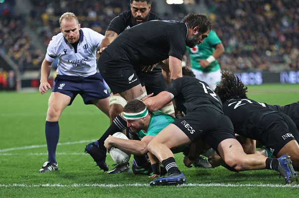 Rob Herring Ireland scores winning try v New Zealand 3rd test Wellington 2022