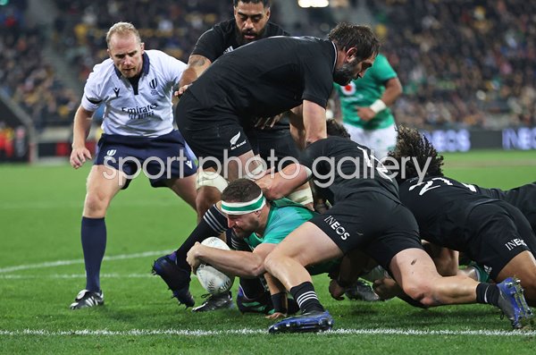 Rob Herring Ireland scores winning try v New Zealand 3rd test Wellington 2022