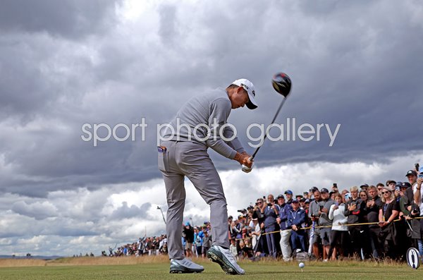 Collin Morikawa USA drives 4th tee Open St Andrews 2022  