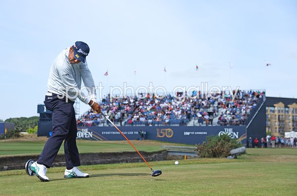 Hideki Matsuyama Japan drives 2nd Hole British Open St Andrews 2022