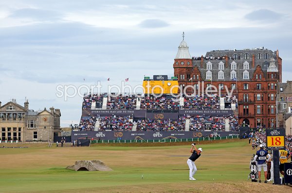 Viktor Hovland Norway 18th hole Round 3 Open St Andrews 2022