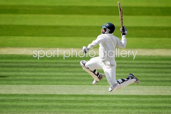 Tamin Iqbal celebrates Lord's Century 2010