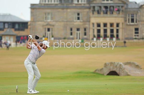 Tommy Fleetwood England drives 18th hole Round 4 Open St Andrews 2022