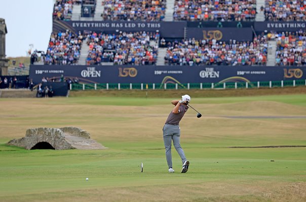 Cameron Young USA Eagles 18th hole Final Round Open St Andrews 2022