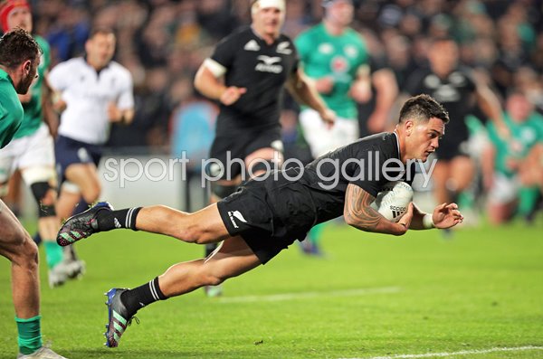 Quinn Tupaea New Zealand scores v Ireland Auckland 2022  