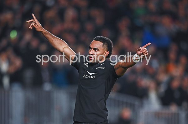 Sevu Reece New Zealand celebrates try v Ireland Auckland 2022  