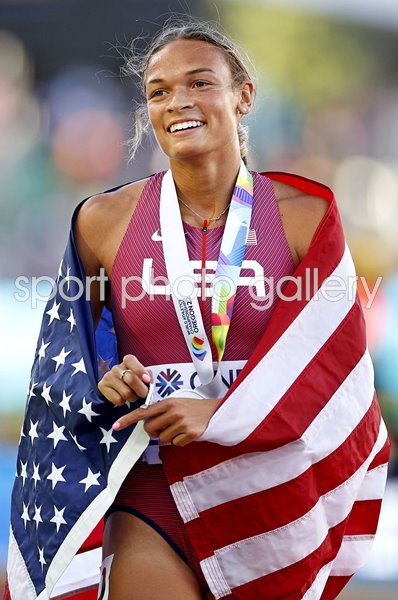 Anna Hall USA celebrates Heptathlon Bronze World Athletics Oregon 2022