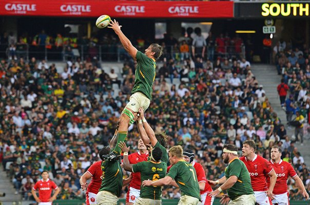 Eben Etzebeth South Africa line out catch v Wales Cape Town 2022