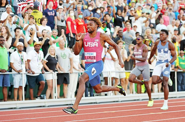 Noah Lyles USA wins 200m Gold World Athletics Oregon 2022 