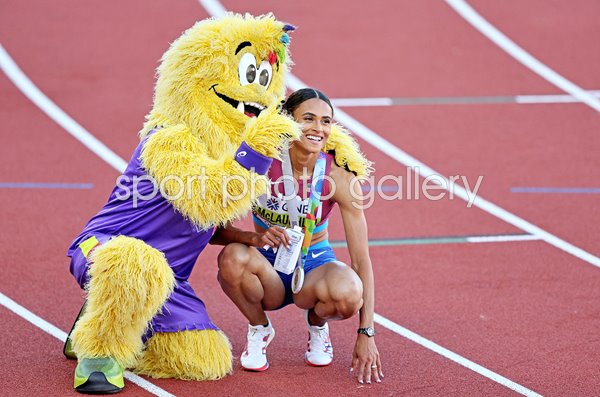 Sydney McLaughlin USA celebrates 400m Hurdles World Record Oregon 2022