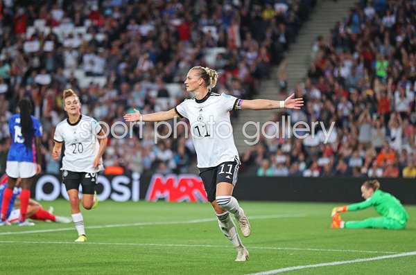 Alexandra Popp Germany celebrates first goal v France Semi Final EURO 2022