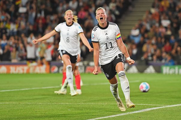 Alexandra Popp Germany celebrates winner v France Semi Final EURO 2022