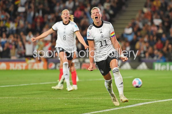 Alexandra Popp Germany celebrates winner v France Semi Final EURO 2022