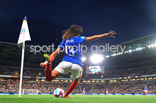 Selma Bacha France corner v Germany Semi Final Women's EURO 2022