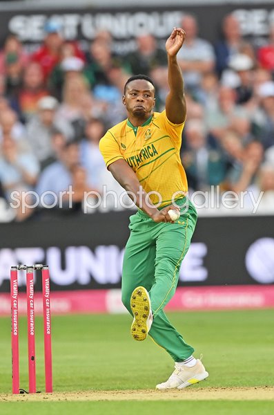 Kagiso Rabada South Africa bowls v England T20 Cardiff 2022