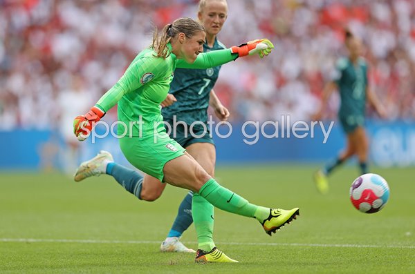 Mary Earps England clears vGermany EURO Final Wembley 2022
