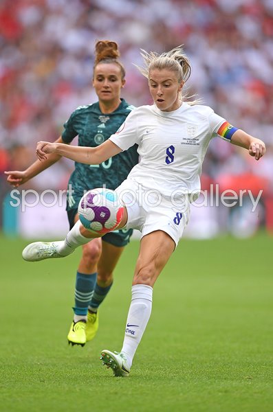 Leah Williamson England v Lina Magull Germany EURO Final Wembley 2022