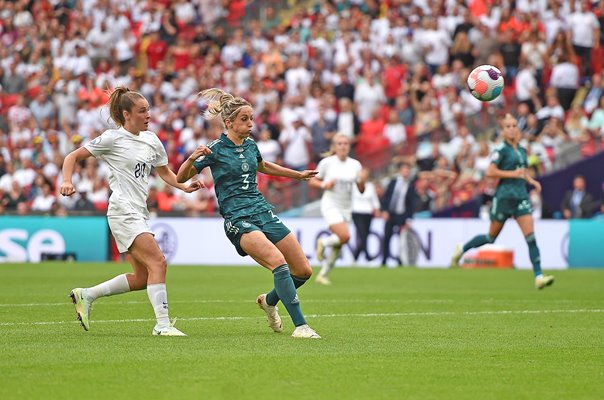 Ella Toone England chips Merle Frohms to score Euro Final 2022