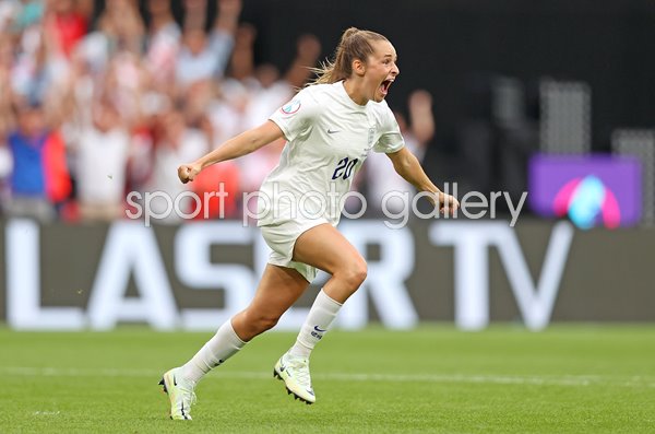 Ella Tonne England celebrates goal v Germany Women's EURO Final 2022