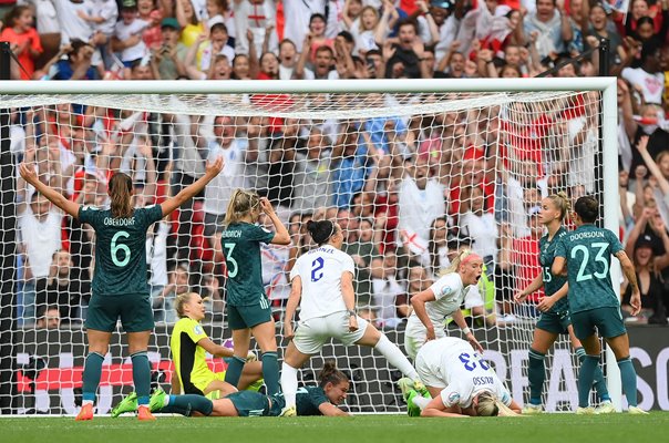 Chloe Kelly England Euro winning goal v Germany Wembley 2022