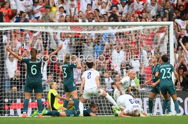 Chloe Kelly England Euro winning goal v Germany Wembley 2022