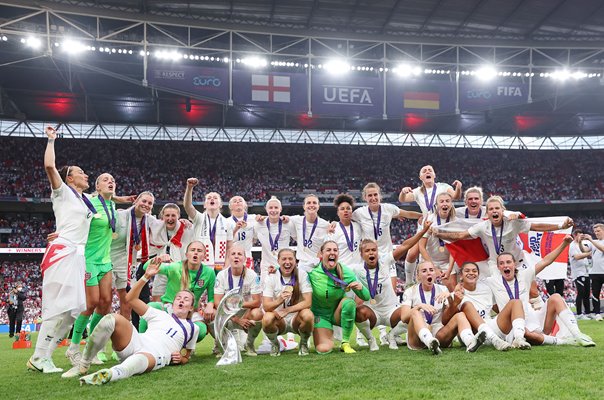 England players celebrate Women's EURO Glory 2022